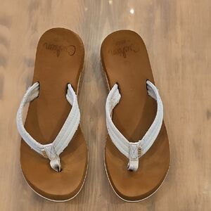 Reef Women's Sandals with White Straps and Brown Soles 11
